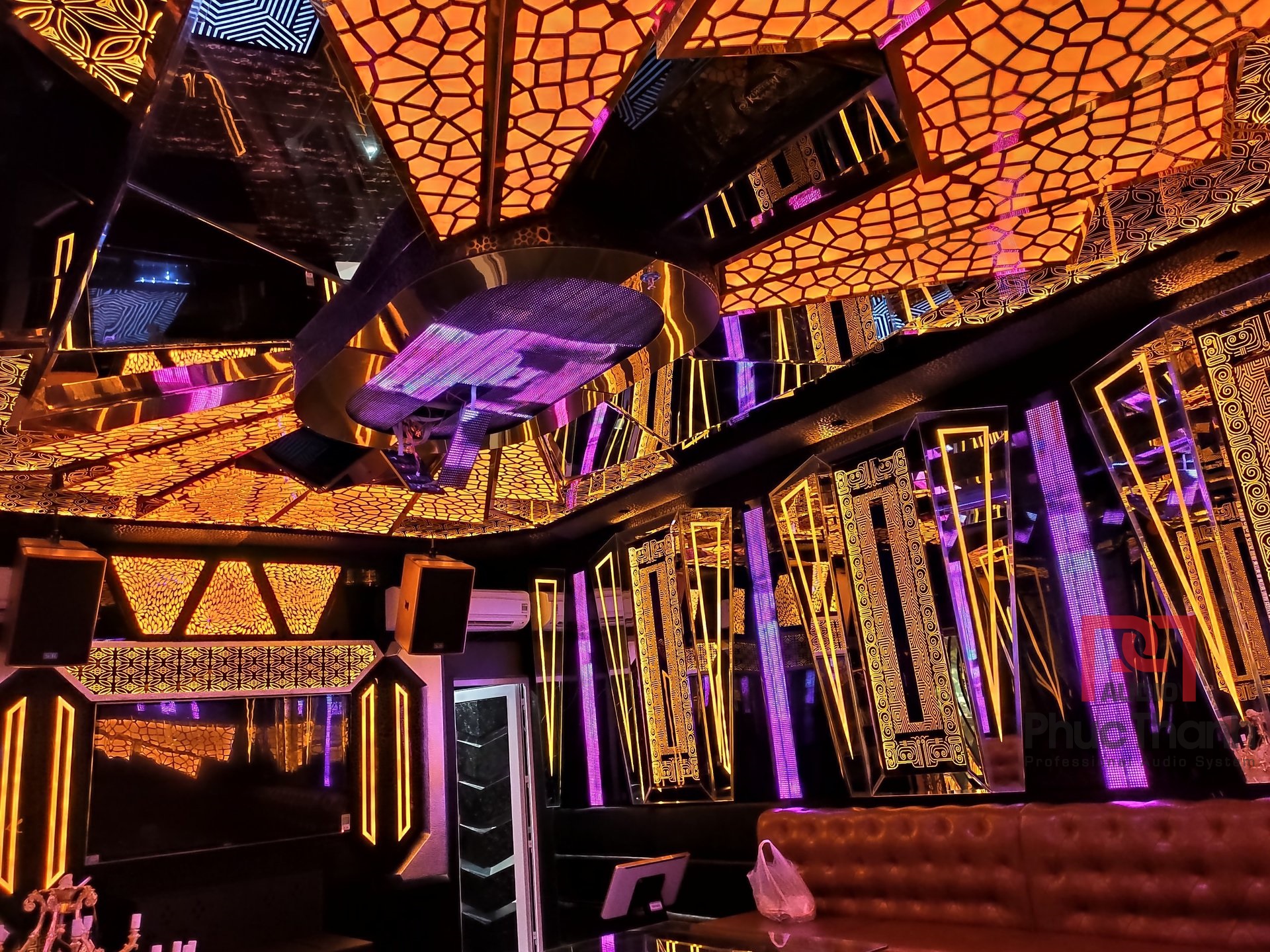 Karaoke KingDom Gia Nghĩa