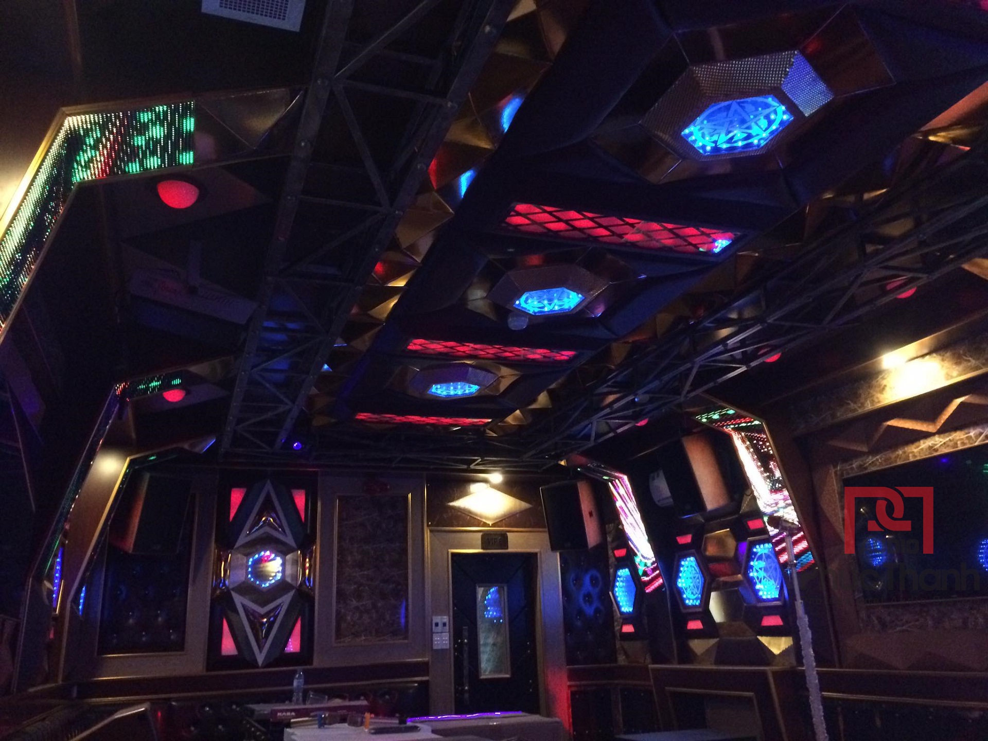 Karaoke X8KTV Đà Nẵng